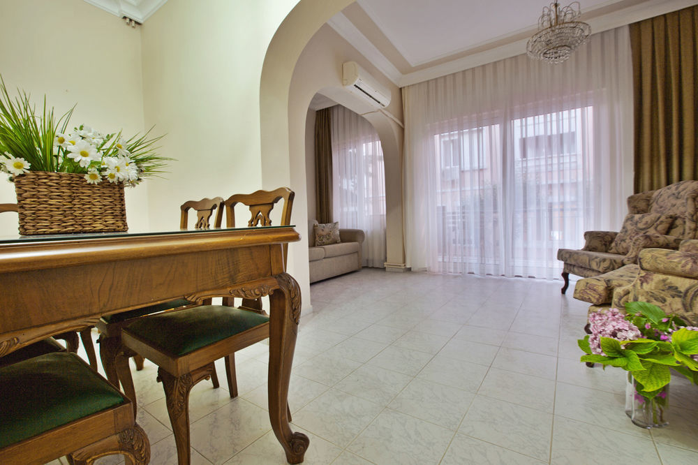 Bueyuekada Apart Hotel - Yeni Apart Адалар Екстериор снимка