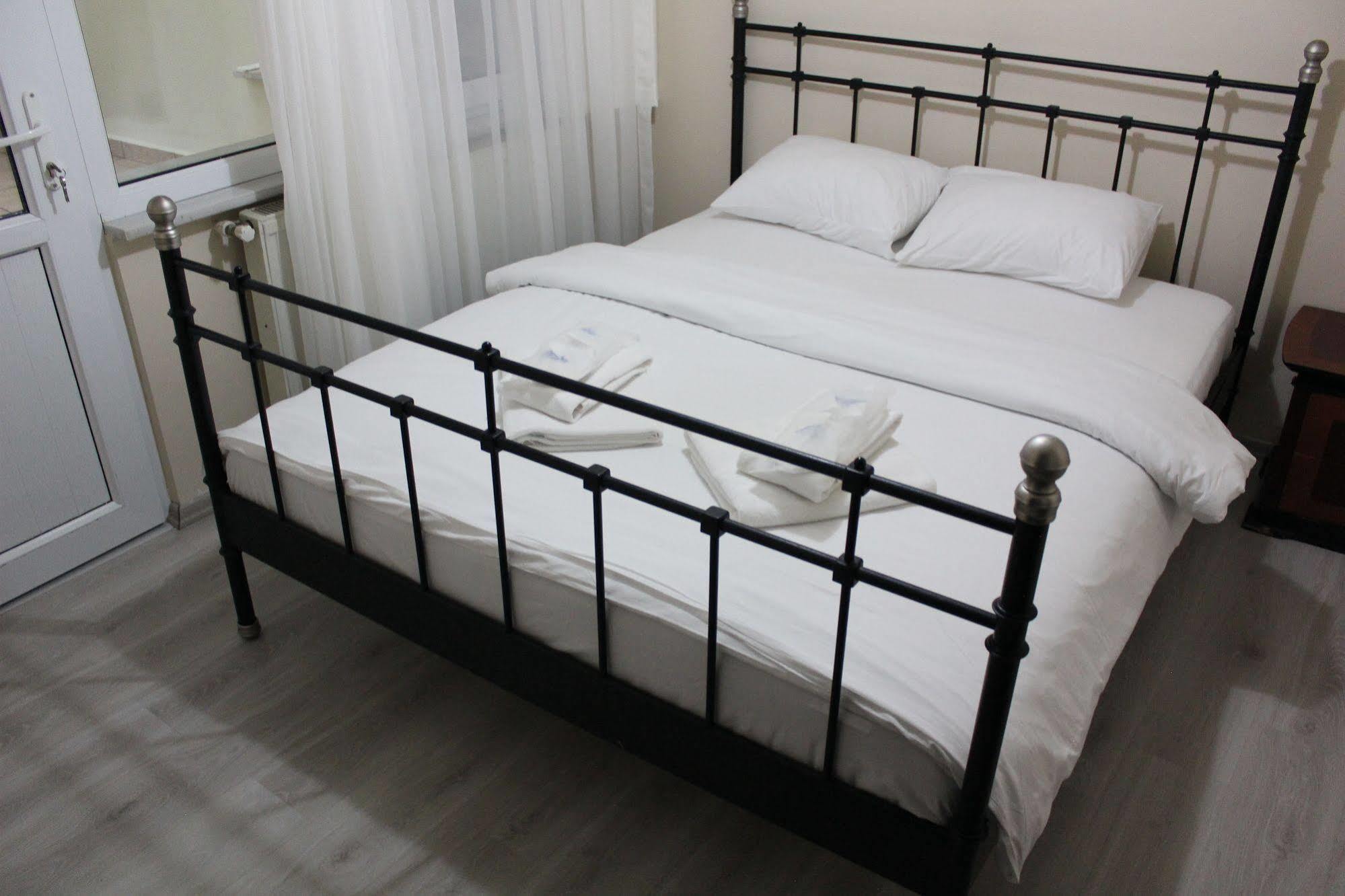Bueyuekada Apart Hotel - Yeni Apart Адалар Екстериор снимка