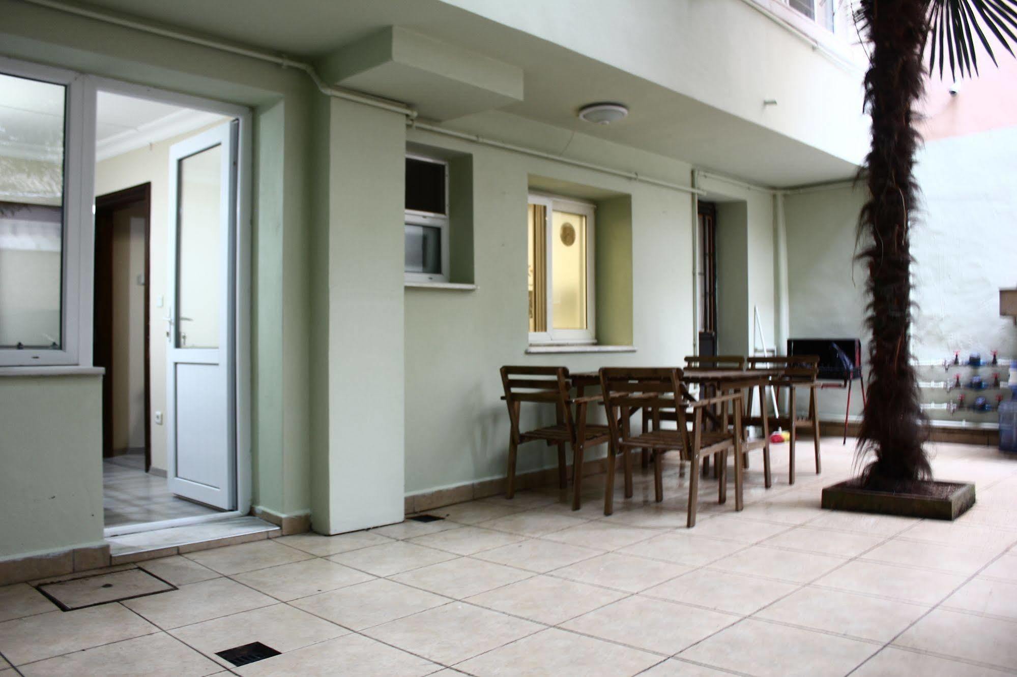 Bueyuekada Apart Hotel - Yeni Apart Адалар Екстериор снимка