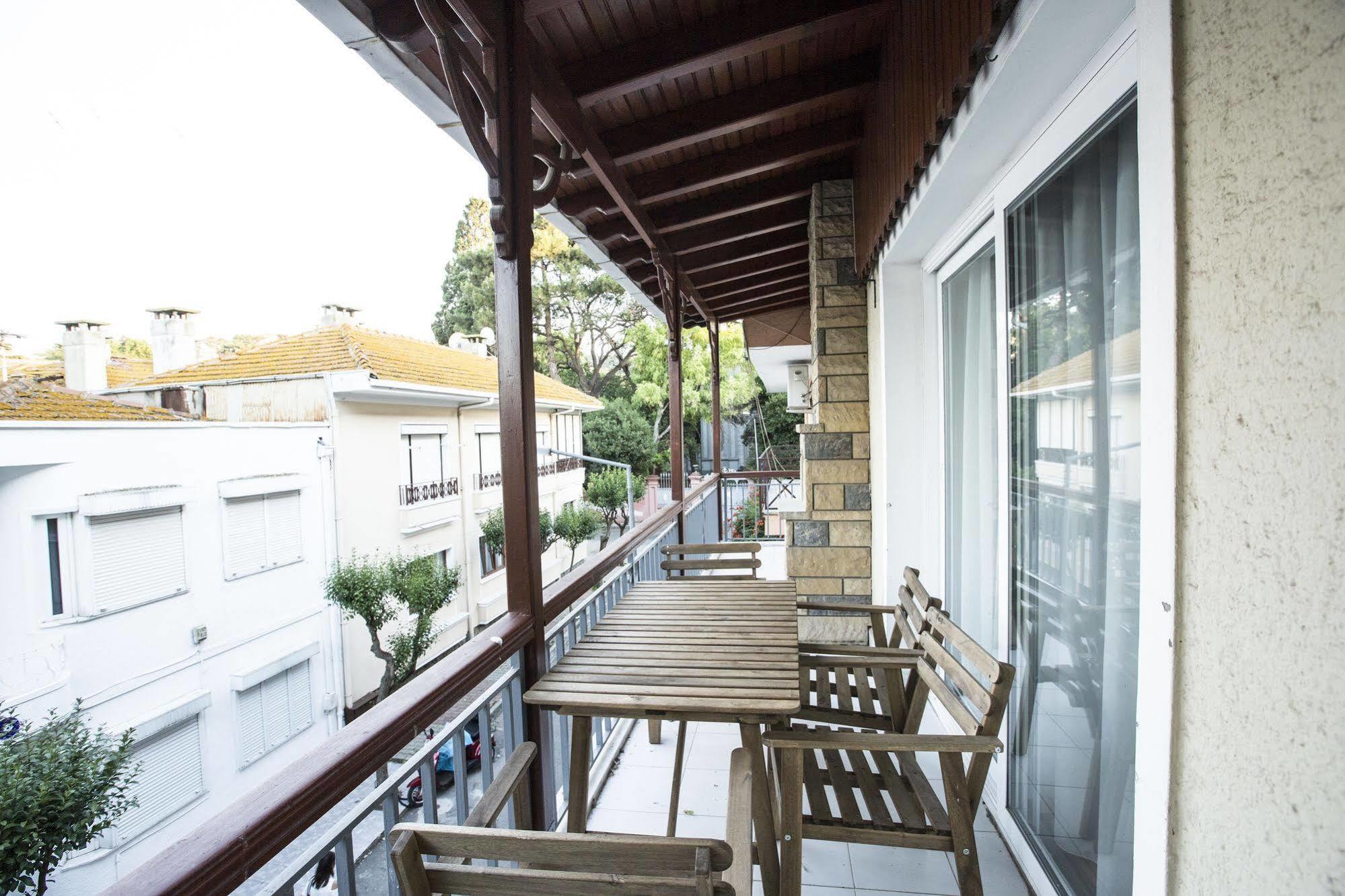 Bueyuekada Apart Hotel - Yeni Apart Адалар Екстериор снимка