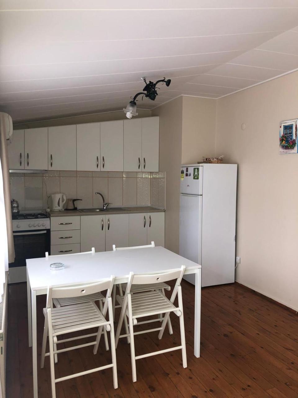 Bueyuekada Apart Hotel - Yeni Apart Адалар Екстериор снимка